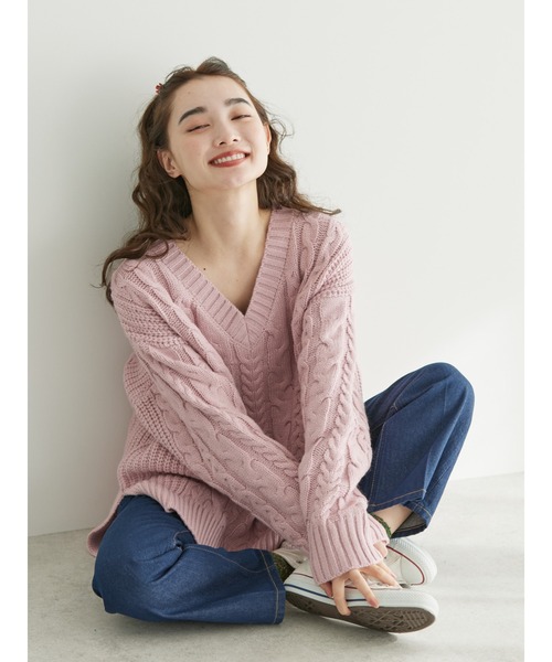 AMERICAN HOLIC（アメリカンホリック）の「ざっくりＶネックケーブルニットプルオーバー（ニット/セーター・レディース・ピンク/ライトグレー系2/アイボリー/ネイビー/サックスブルー・M/L）」の5枚目の写真