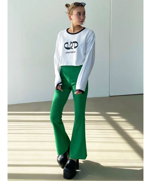 EMODA（エモダ）の「ストレッチリブフレアパンツ（その他パンツ・レディース・グリーン/ブラック/グレー・FREE）」の13枚目の写真