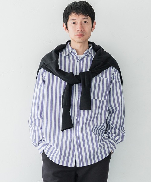 coca(coca)(コカ)の「メンズストライプシャツ(シャツ/ブラウス・メンズ・ブルー/ブラック・M/L/XL)」の2枚目の写真