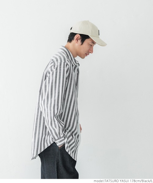 coca(coca)(コカ)の「メンズストライプシャツ(シャツ/ブラウス・メンズ・ブルー/ブラック・M/L/XL)」の4枚目の写真