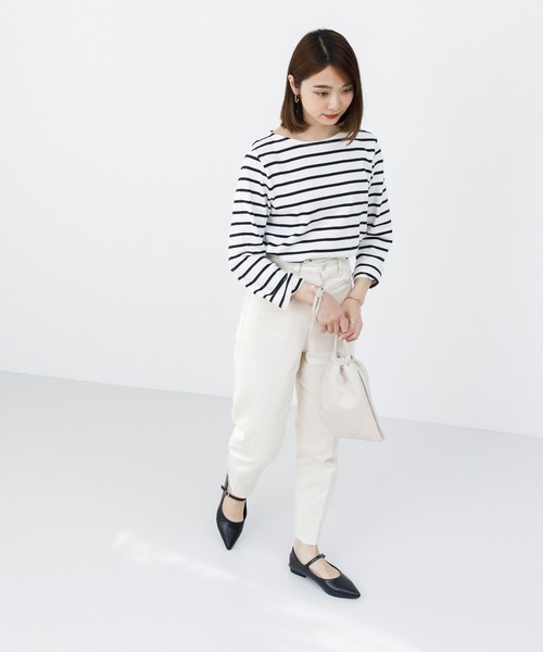 menue（メヌエ）の「ポインテッドトゥストラップパンプス（パンプス・レディース・アイボリー/グレイッシュベージュ/ブラック/イエロー・22.0cm/22.5cm/23.0cm/23.5cm/24.0cm/24.5cm/25.0cm/25.5cm/26.0cm）」の16枚目の写真