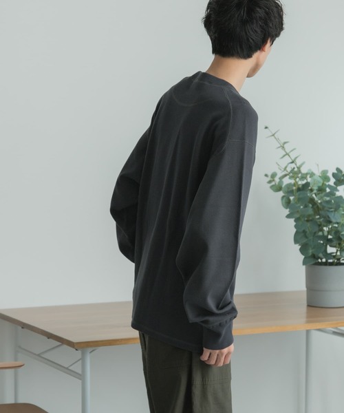 FORK&SPOON（フォークアンドスプーン）の「FORK&SPOON　サイドスイッチロングスリーブTシャツ（Tシャツ/カットソー・メンズ・ライトグレー/スミクロ・4/5）」の6枚目の写真