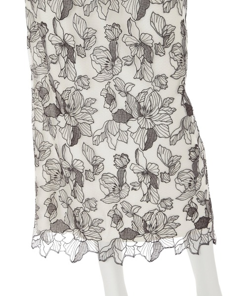 MERCURYDUO（マーキュリーデュオ）の「チュールラインフラワーエンブロイダリータイトスカート（スカート・レディース・アイボリー/ラベンダー・SMALL/MEDIUM）」の20枚目の写真