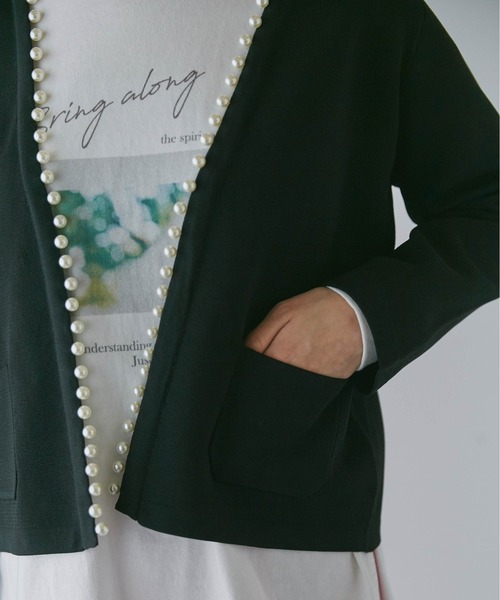 NANO universe（ナノユニバース）の「LB.04/WEB限定 パール付ライトスポンディッシュポケットカーデ（カーディガン/ボレロ・レディース・ブラック/ベージュ/ネイビー/ホワイト/サックスブルー・FREE）」の12枚目の写真