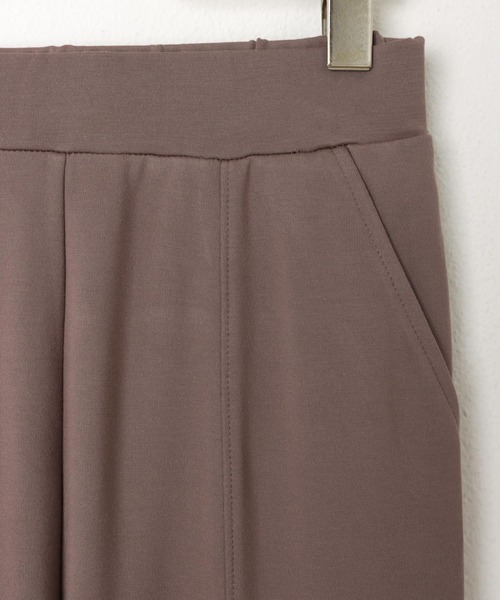 evernavy（エバーネイビー）の「ポンチスリットパンツ（その他パンツ・レディース・ブラック/ネイビー/グレイッシュベージュ/アイボリー/ブラウン系その他/カーキ系・M/L/S）」の21枚目の写真