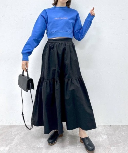 FOREVER 21(フォーエバー トゥエンティーワン)の「【STREET】ナイロンロングスカート(スカート・レディース・ブラック/ホワイト・FREE)」の18枚目の写真