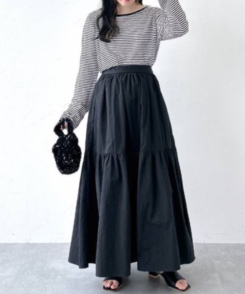 FOREVER 21(フォーエバー トゥエンティーワン)の「【STREET】ナイロンロングスカート(スカート・レディース・ブラック/ホワイト・FREE)」の19枚目の写真