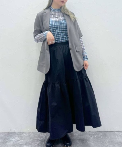 FOREVER 21(フォーエバー トゥエンティーワン)の「【STREET】ナイロンロングスカート(スカート・レディース・ブラック/ホワイト・FREE)」の22枚目の写真