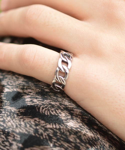 BROTHERHOOD（ブラザーフッド）の「【BROTHERHOOD】デザインリングv1「サージカルステンレス」（リング・メンズ・A/B/C/D/E/F・MEDIUM/LARGE）」の3枚目の写真