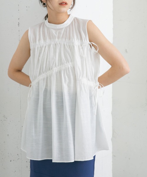 KBF(ケイビーエフ)の「ノースリーブドロストブラウス(シャツ/ブラウス・レディース・ホワイト/ブラック/グリーン・ONE)」の4枚目の写真