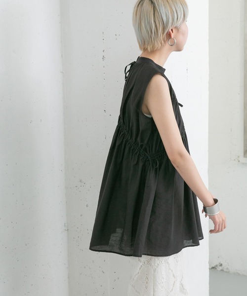 KBF(ケイビーエフ)の「ノースリーブドロストブラウス(シャツ/ブラウス・レディース・ホワイト/ブラック/グリーン・ONE)」の15枚目の写真