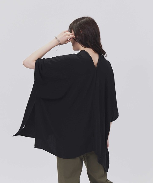 HONEYSUCKLE ROSE(ハニーサックルローズ)の「【接触冷感】【HONEYSUCKLE ROSE】サラサラVネック半袖シャツ(シャツ/ブラウス・レディース・ブラック/カーキブラウン/ホワイト・M-L)」の9枚目の写真