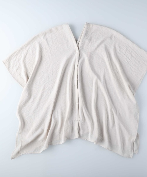 HONEYSUCKLE ROSE(ハニーサックルローズ)の「【接触冷感】【HONEYSUCKLE ROSE】サラサラVネック半袖シャツ(シャツ/ブラウス・レディース・ブラック/カーキブラウン/ホワイト・M-L)」の14枚目の写真