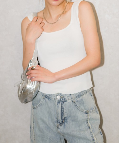 SpRay(スプレイ)の「スクエアネックニットタンクトップ(タンクトップ・レディース・ブラック/イエロー/アイボリー/ホワイト/ブルー系その他/ライトグリーン・FREE)」の18枚目の写真