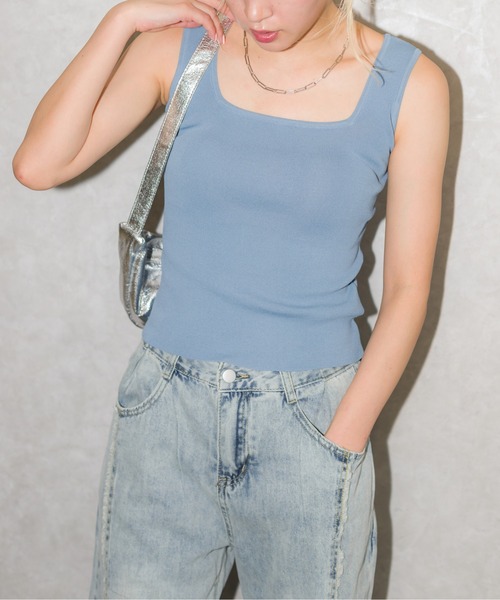 SpRay(スプレイ)の「スクエアネックニットタンクトップ(タンクトップ・レディース・ブラック/イエロー/アイボリー/ホワイト/ブルー系その他/ライトグリーン・FREE)」の22枚目の写真