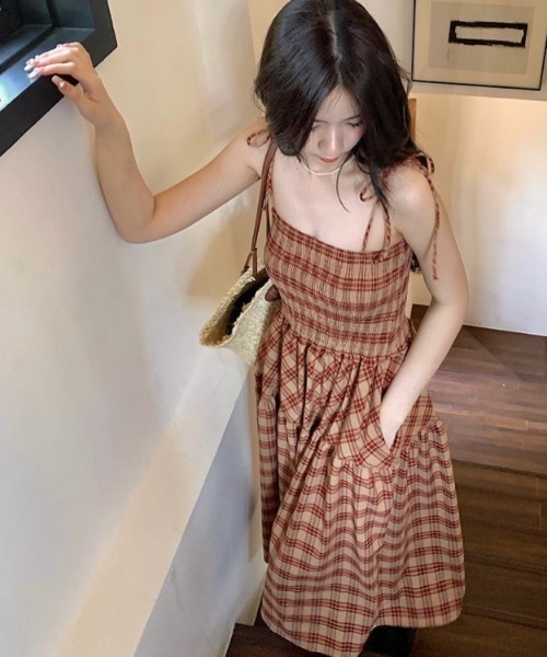 セール】チェック柄シャーリングキャミワンピース（ワンピース）｜LADY