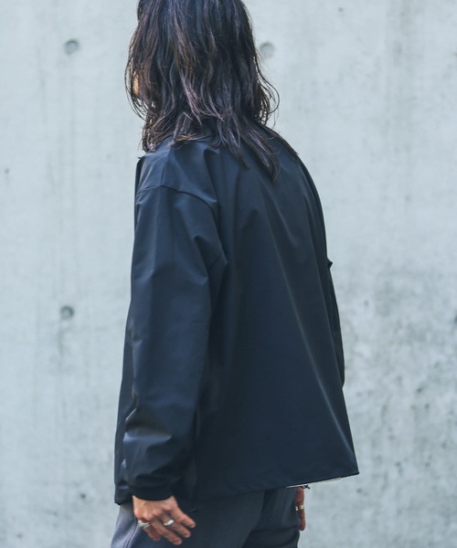 URBAN RESEARCH Sonny Label（アーバンリサーチサニーレーベル）の「『撥水加工』Vネックカーディガン（カーディガン/ボレロ・メンズ・ブラック/カーキ・MEDIUM/LARGE）」の16枚目の写真