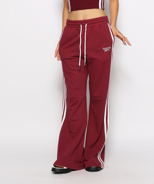 FOREVER 21(フォーエバー トゥエンティーワン)の「【Reebok(リーボック)】コラボジャージパンツ(その他パンツ・レディース・ブルー系その他4/バーガンディー・LARGE/SMALL/MEDIUM)」の3枚目の写真