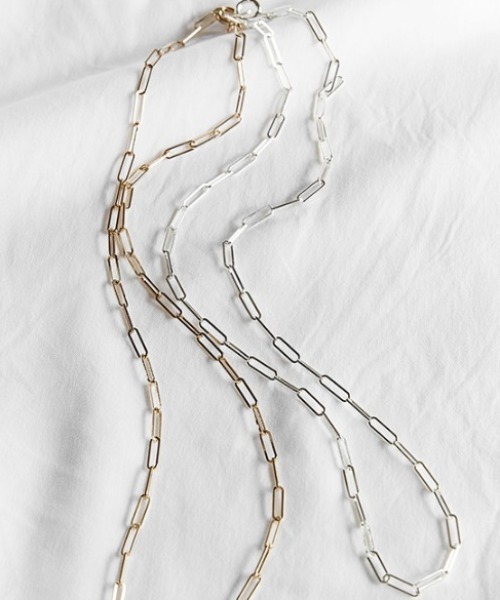 anuans（アニュアンス）の「スリムチェーンロングネックレス（ネックレス・レディース・シルバー/ゴールド・FREE）」の2枚目の写真