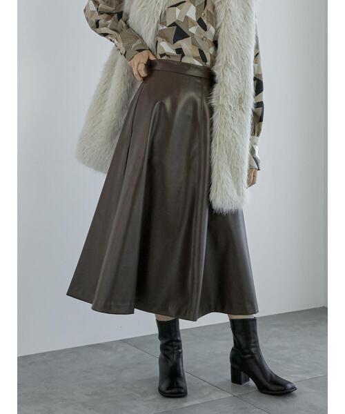 Te chichi（テチチ）の「エコレザーフレアスカート（スカート・レディース・ブラック/ブラウン・M/S）」の3枚目の写真