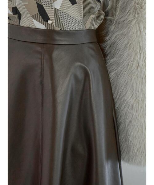 Te chichi（テチチ）の「エコレザーフレアスカート（スカート・レディース・ブラック/ブラウン・M/S）」の5枚目の写真