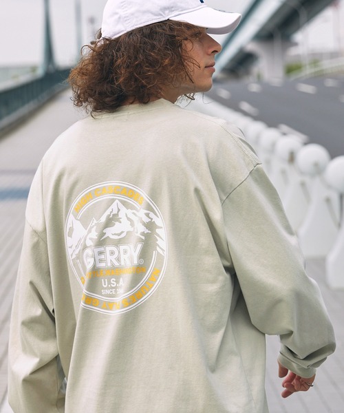 GERRY（ジェリー）の「GERRY/ジェリー 別注 バックサークルロゴプリント ビッグシルエット長袖Tシャツ（Tシャツ/カットソー・メンズ・オフホワイト/カーキ/ネイビー/ブラック/ダークブラウン/アッシュグレー/ブルー/ブルーグリーン/グレイッシュベージュ/ホワイト系/ブラック系/スモークピンク/スミクロ/ブラック系1/ブルー系1/ピンク系1/ホワイト系1/ネイビー系1・L/M/XL/S）」の10枚目の写真