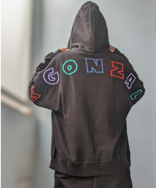 Mark Gonzales(マーク・ゴンザレス)の「MARK GONZALES ART WORK/マークゴンザレス【web限定】マルチカラー発泡ロゴZIPパーカー(パーカー・メンズ・ブラック/ブルー系/アッシュグレー・MEDIUM/X-LARGE/LARGE)」の7枚目の写真