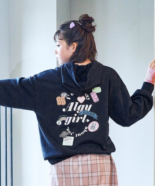 algy（アルジー）の「ワッペン付きフーディー（パーカー）」 - WEAR