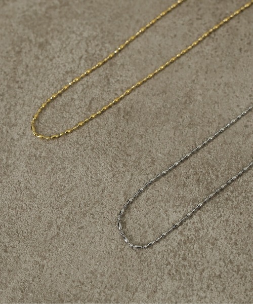ORLEAN（オルレアン）の「金属アレルギー対応 ニュアンスデザインチェーンネックレス サージカルステンレス（ネックレス・レディース・ゴールド/シルバー・フリー）」の4枚目の写真