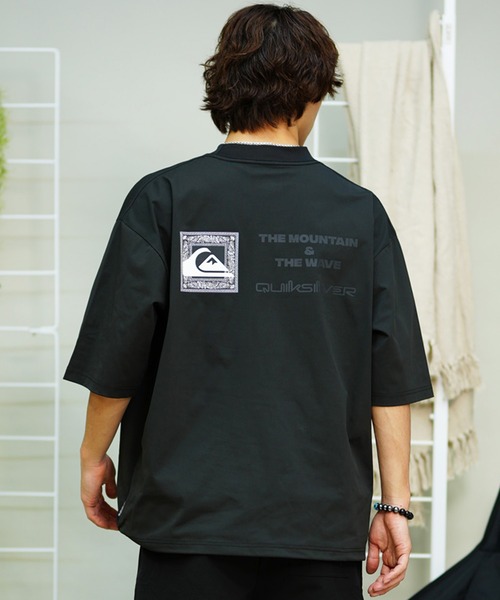 Quiksilver(クイックシルバー)の「【ムラサキスポーツ限定】QUIKSILVER/クイックシルバー 水陸両用Tシャツ/ラッシュガード/半袖Tシャツ オーバーサイズ UVケア QLY241633M(Tシャツ/カットソー・メンズ・ホワイト/カーキ/ブラック・L/M/XL)」の17枚目の写真