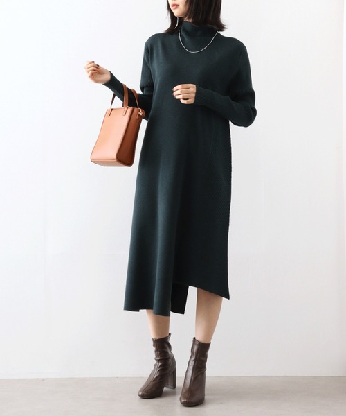 EGLANTINE(エグランティーヌ)の「EGLANTINEニットワンピース(ワンピース・レディース・ブラック/ダークグリーン/ブラウン・40)」の3枚目の写真