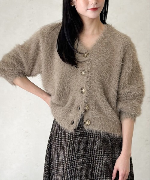 Per sist ence(パーシエンス)の「シャギー ニットカーディガン(カーディガン/ボレロ・レディース・チャコールグレー/ブラック/ベージュ/アイボリー/ピンク/ブルー/ライトグレー・FREE)」の1枚目の写真