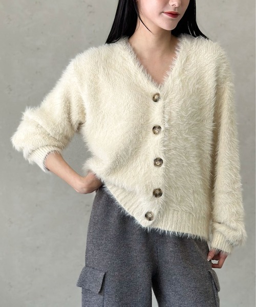 Per sist ence(パーシエンス)の「シャギー ニットカーディガン(カーディガン/ボレロ・レディース・チャコールグレー/ブラック/ベージュ/アイボリー/ピンク/ブルー/ライトグレー・FREE)」の2枚目の写真