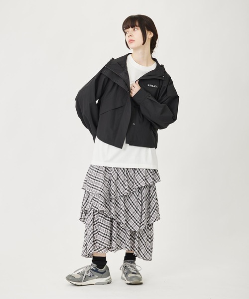 MILKFED.(ミルクフェド)の「PLAID TIERED SKIRT(スカート・レディース・ブラック/レッド/ライトブルー・ONE SIZE)」の5枚目の写真