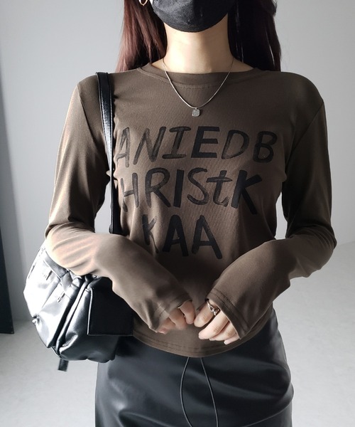 me+em select（ミームセレクト）の「※※【 ４olor 】サイドシャーリングレタリングロゴＴシャツ（Tシャツ/カットソー・レディース・ブラック/グレー/ブラウン/ホワイト・FREE）」の8枚目の写真