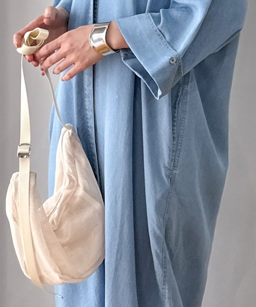 Doux archives（ドゥアルシーヴ）の「[コントロールフリーク]メッシュハーフムーンショルダー（ショルダーバッグ・レディース・ブラック/アイボリー・FREE）」の14枚目の写真