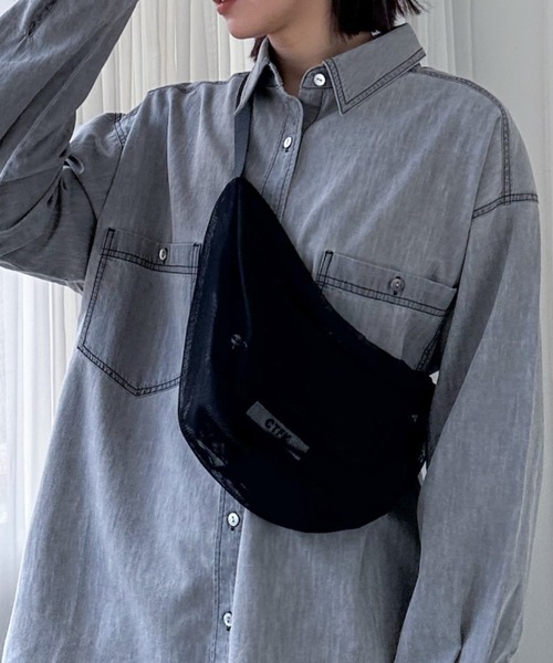 Doux archives（ドゥアルシーヴ）の「[コントロールフリーク]メッシュハーフムーンショルダー（ショルダーバッグ・レディース・ブラック/アイボリー・FREE）」の10枚目の写真