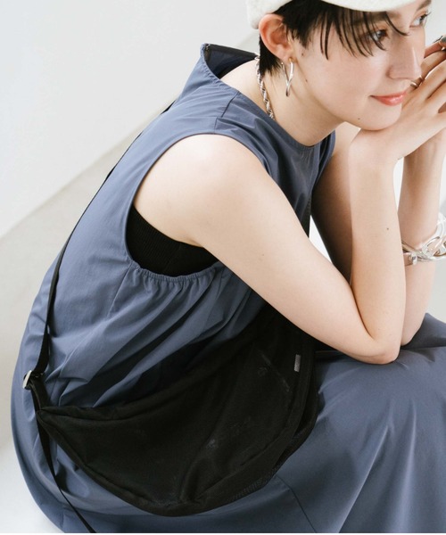 Doux archives（ドゥアルシーヴ）の「[コントロールフリーク]メッシュハーフムーンショルダー（ショルダーバッグ・レディース・ブラック/アイボリー・FREE）」の18枚目の写真