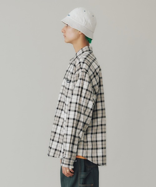 XLARGE（エクストララージ）の「PLAID L/S SHIRT（シャツ/ブラウス・メンズ・ブルー/グレー/ベージュ・XL/L/S/M）」の5枚目の写真