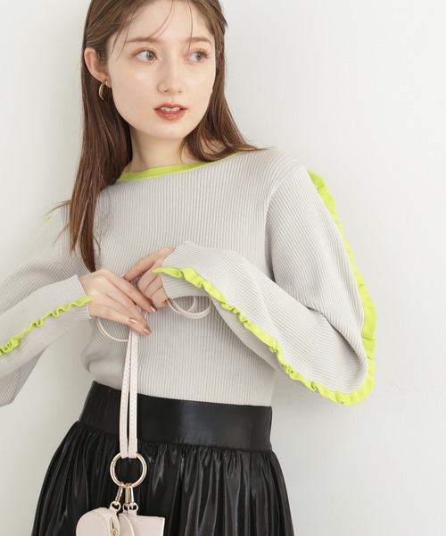 N.（N. Natural Beauty Basic）（エヌエヌナチュラルビューティーベーシック）の「◆フリルエッジリブニット（ニット/セーター・レディース・ホワイト系その他/グレー系その他・MEDIUM）」の2枚目の写真