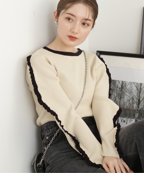 N.（N. Natural Beauty Basic）（エヌエヌナチュラルビューティーベーシック）の「◆フリルエッジリブニット（ニット/セーター・レディース・ホワイト系その他/グレー系その他・MEDIUM）」の3枚目の写真