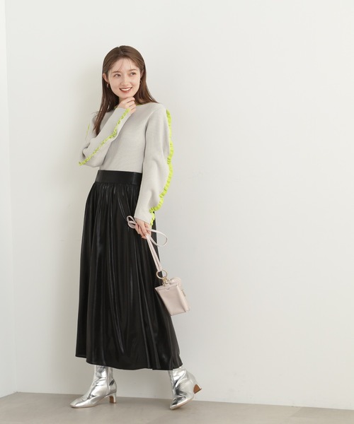 N.（N. Natural Beauty Basic）（エヌエヌナチュラルビューティーベーシック）の「◆フリルエッジリブニット（ニット/セーター・レディース・ホワイト系その他/グレー系その他・MEDIUM）」の21枚目の写真