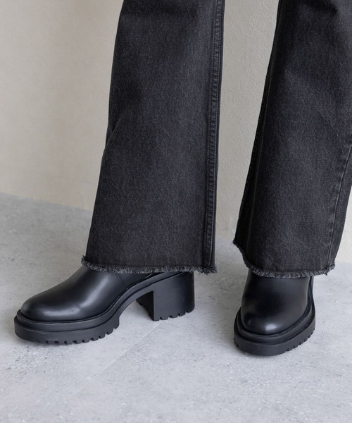 RAGEBLUE(レイジブルー)の「スカートレイヤード/デニムフレアパンツ(デニムパンツ・レディース・ブラック/ブルー・FREE)」の5枚目の写真