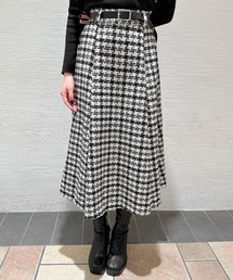 ベルト付きツイードフレアスカート