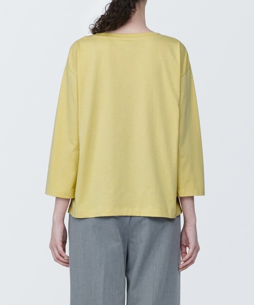 無印良品(ムジルシリョウヒン)の「婦人 天竺編みボートネック七分袖Tシャツ(Tシャツ/カットソー・レディース・ブルー/ブラック/スモーキーグリーン系/ホワイト/ライトグレー/イエロー/ライトパープル・XS/S/M/L/XL)」の21枚目の写真