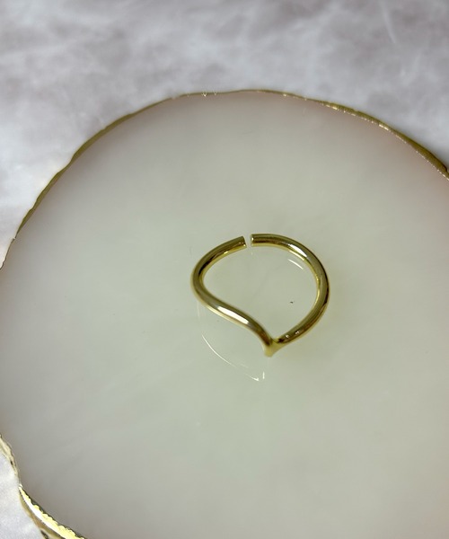 DiamondHearts(ダイヤモンドハーツ)の「ウェーブリング(リング・レディース・ゴールド/シルバー・FREE)」の7枚目の写真