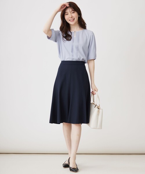 ANY SIS（エニィスィス）の「【洗える】フロントタックバイカラー ブラウス（シャツ/ブラウス・レディース・スカイブルー系/アイボリー系/ホワイト系・2）」の4枚目の写真
