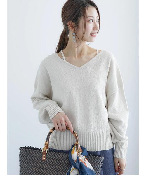 Te chichi（テチチ）の「ブークレVネックオーバーニット（ニット/セーター・レディース・カーキ/オフホワイト/チャコールグレー・F）」の2枚目の写真