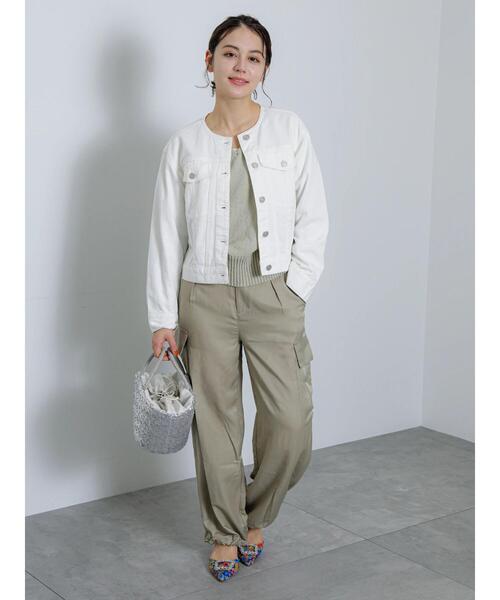 Te chichi（テチチ）の「ブークレVネックオーバーニット（ニット/セーター・レディース・カーキ/オフホワイト/チャコールグレー・F）」の5枚目の写真