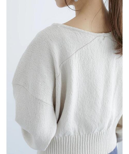 Te chichi（テチチ）の「ブークレVネックオーバーニット（ニット/セーター・レディース・カーキ/オフホワイト/チャコールグレー・F）」の13枚目の写真